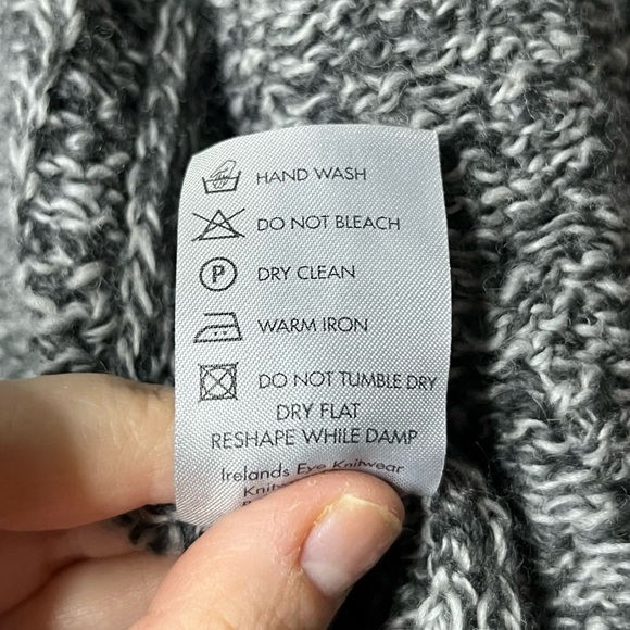 IRELANDSEYE Glenross 100% Merino Wool Cable Knit Fisherman Waterfall Cardigan - Picture 5 of 12